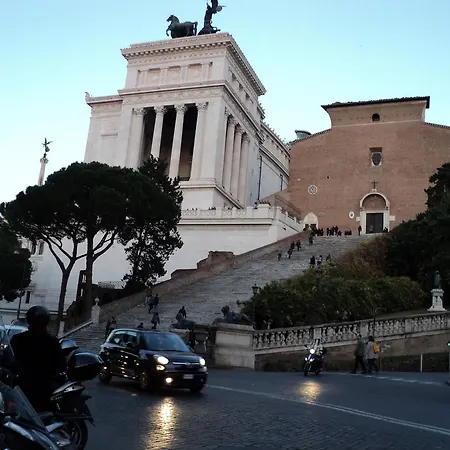 Piazza Venezia And Terrace Apartamento